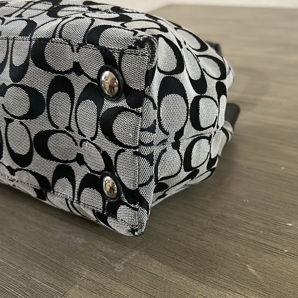 Coach Black and Gray Shoulder Bag - Picture 7 of 12